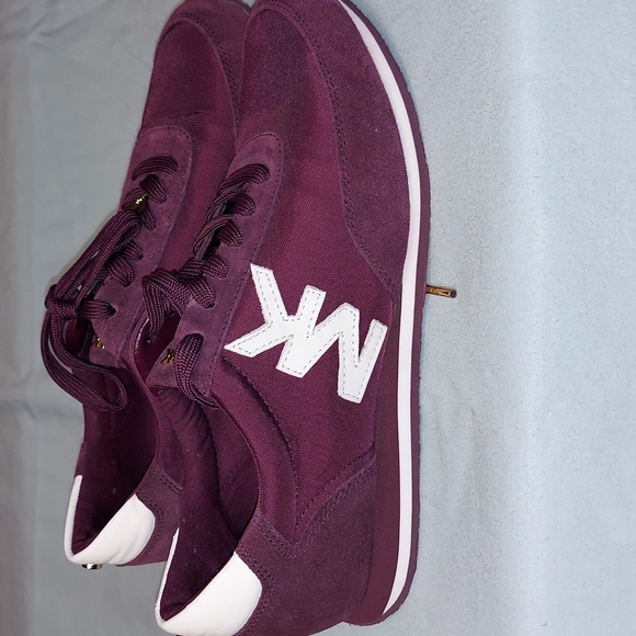 Michael Kors Leather Upper Sneakers Sz.9M - Picture 4 of 8